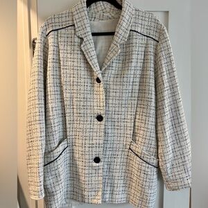 Vintage white and navy tweed blazer